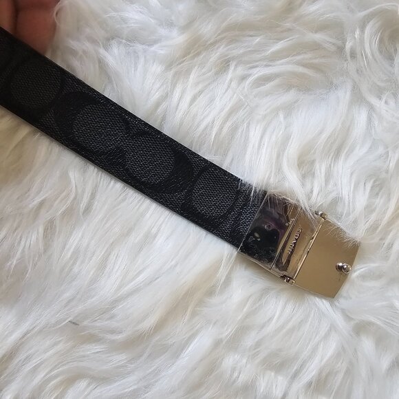 Coach Reversible Belt | Size 34–38 Black Leather + Signature Logo Print w/ Silve - Picture 4 of 7
